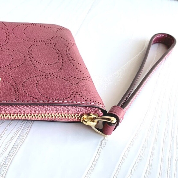 NWT Coach Small Corner Zip Wristlet Perforated Signature Leather Rouge Pink 2961 - Picture 6 of 6